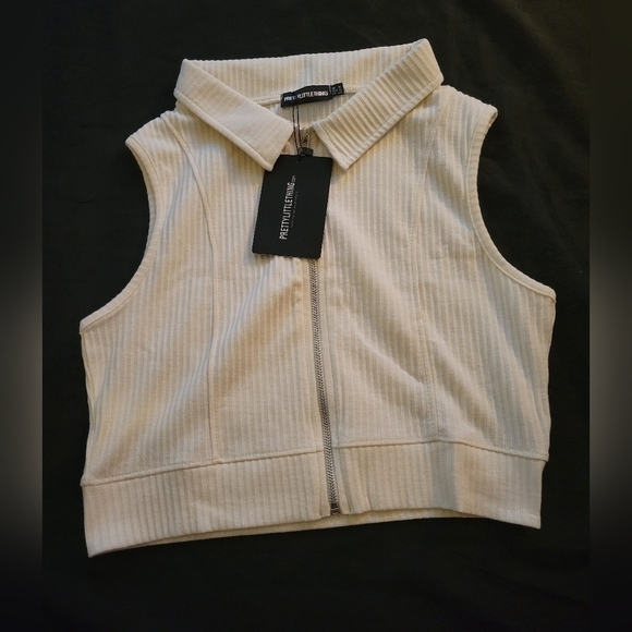 NWT Pretty Little Thing Cream Rib Collar Zip Crop Top - Picture 6 of 12